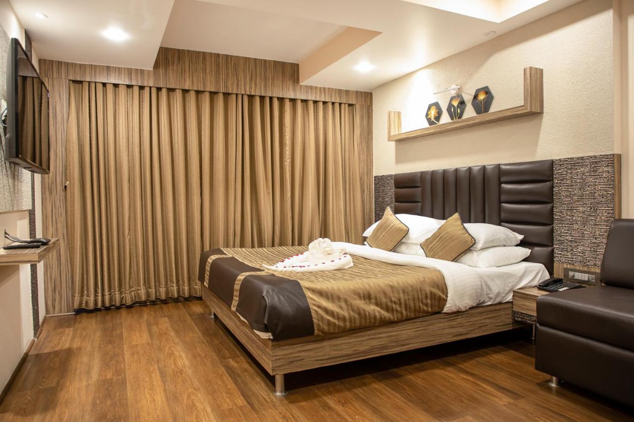 Hotel Rajmahal Guwahati Exterior foto