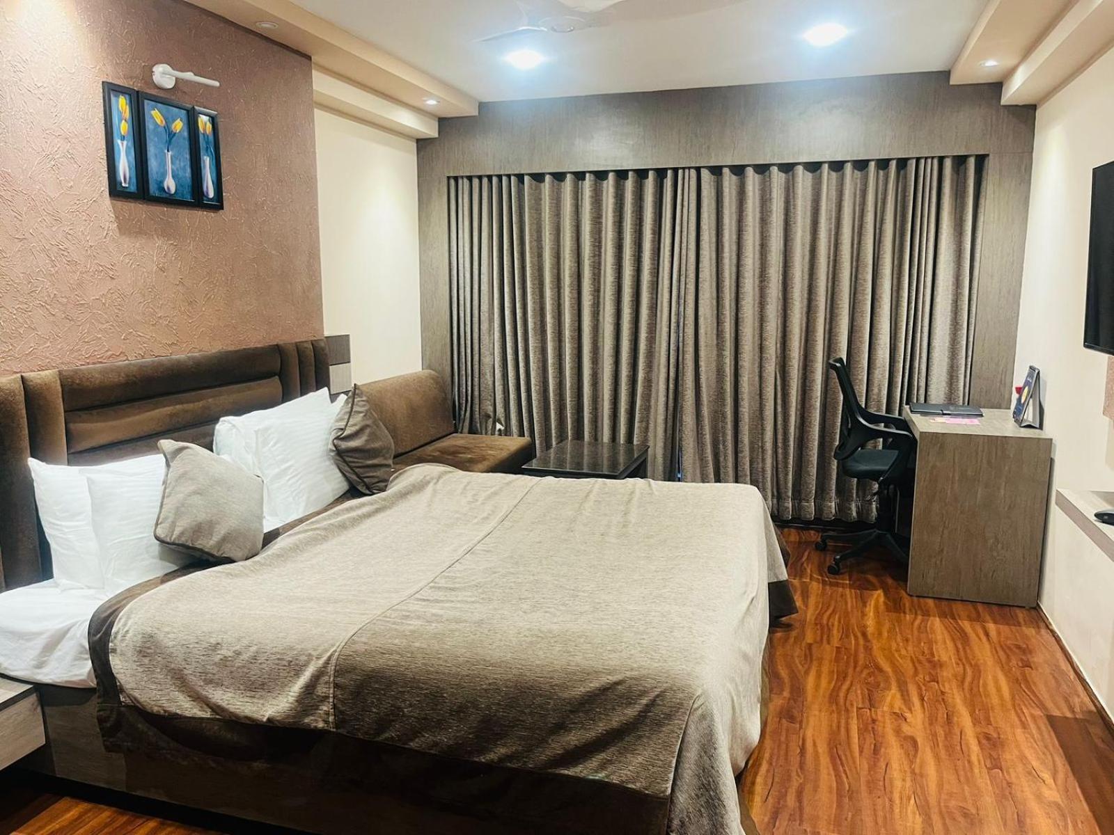 Hotel Rajmahal Guwahati Exterior foto